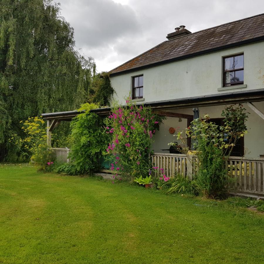 Oldfarm Villa Nenagh Exterior photo